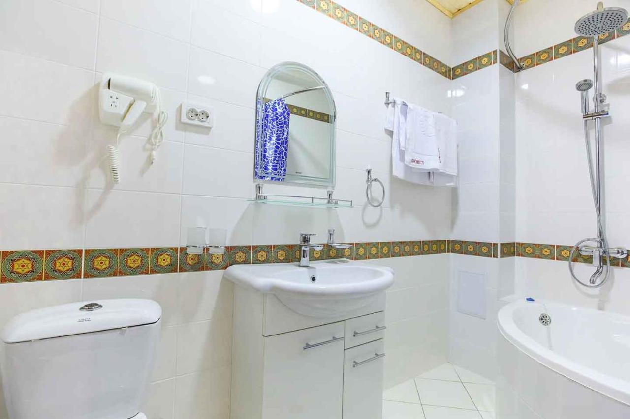 Hotel Shohrud Бухара Екстер'єр фото